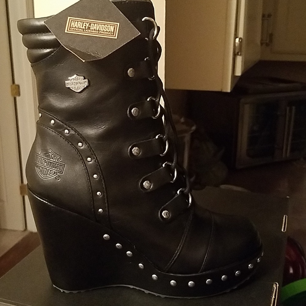 Women Harley Davidson sandra boot never worn